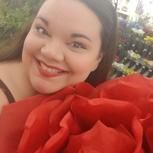 Meet your Posher, Christy